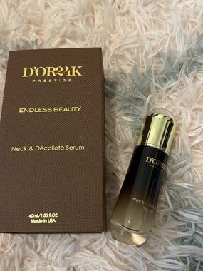 Endless Beauty Neck & Décolleté Serum - Brown/Gold